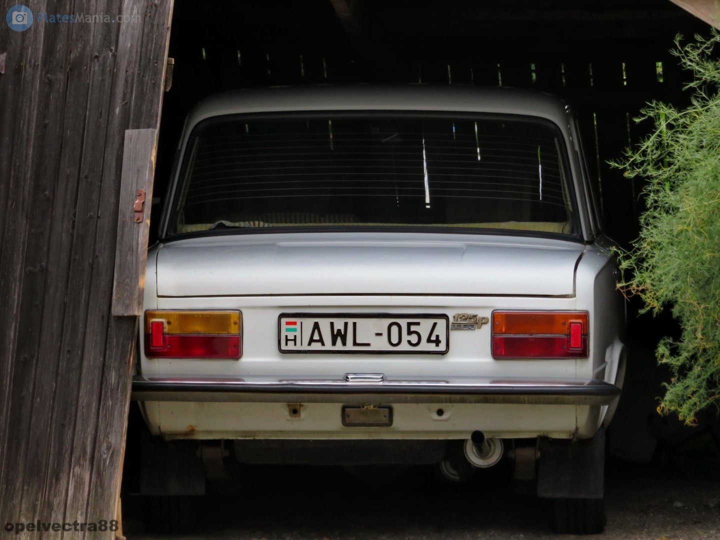 AWL-054, Polski Fiat 125p 115C Sedan (MR75), facelift, 1975–1983