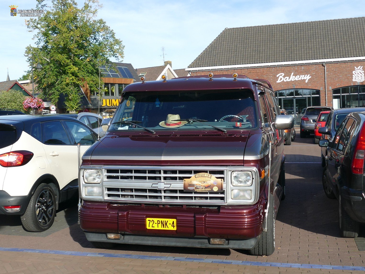 72-PNK-4, Chevrolet Chevy Van 3rd gen (G10/G20/G30), 1970–1996