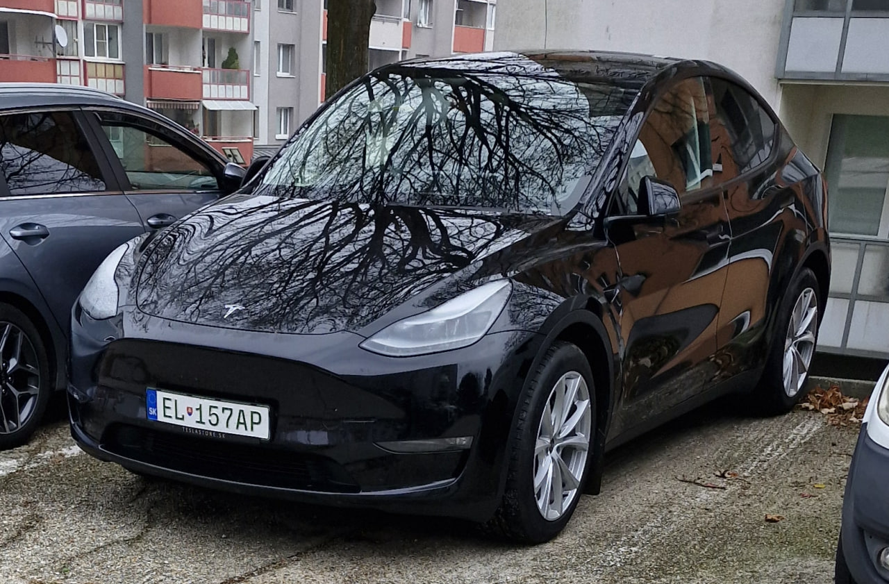 EL 157AP, Tesla Model 3 1st gen (5YJ3), 2017–2023