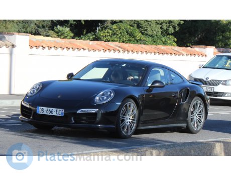 DB-666-EE, Porsche 911