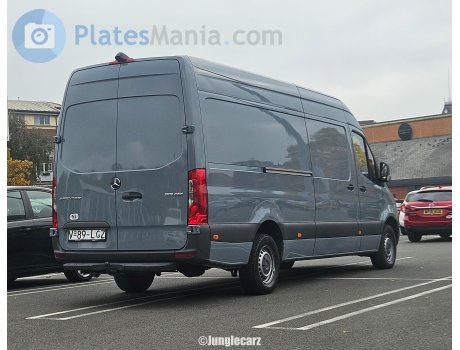 V-89-LGZ, Mercedes-Benz Sprinter