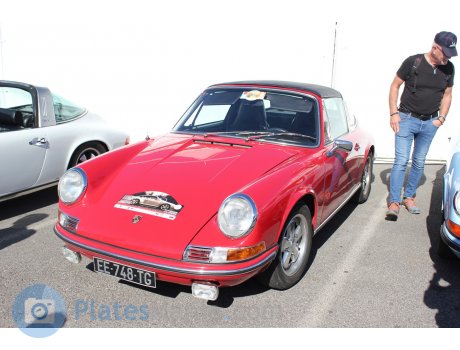 EE-748-TG, Porsche 911