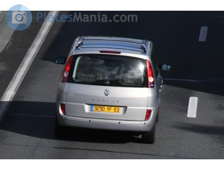 9290 YF 63, Renault Espace