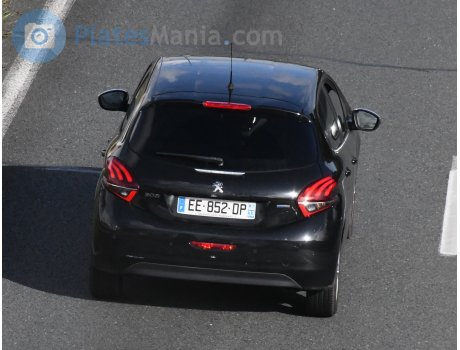 EE-852-DP, Peugeot 208