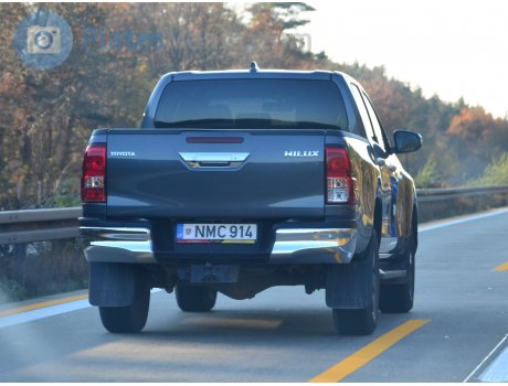 NMC 914, Toyota Hilux