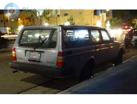 7VFY556, Volvo 240-Series