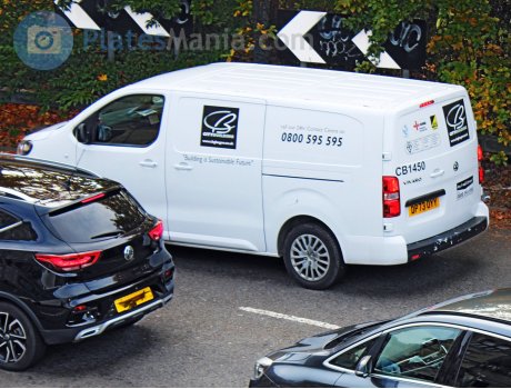 DP73 OYY, Vauxhall Vivaro