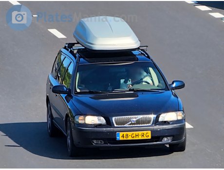 48-GH-RG, Volvo V70