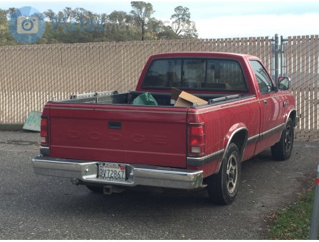 3V72867, Dodge Dakota