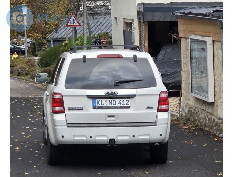 KL NO 412, Ford Escape