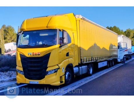 7972 LJH, Iveco S-Way