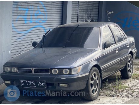 B 1709 TBE, Mitsubishi Lancer