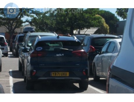 YB71 UXU, Kia Stonic