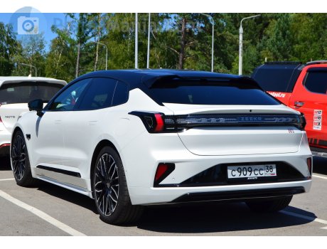 с909сс38, Zeekr 001