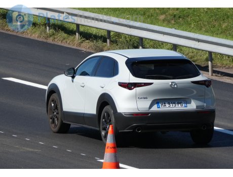 HA-915-PG, Mazda CX-30