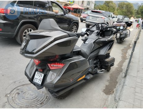 7739 хт 77, Honda Gold Wing