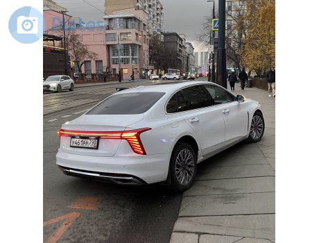 у461рр790, Hongqi H5 (Ousado)