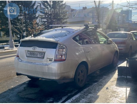 т888ее138, Toyota Prius