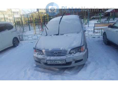 т852ву124, Toyota Ipsum