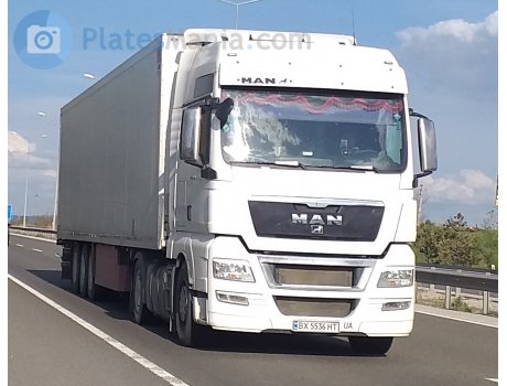 BX 5536 HT, MAN TGX