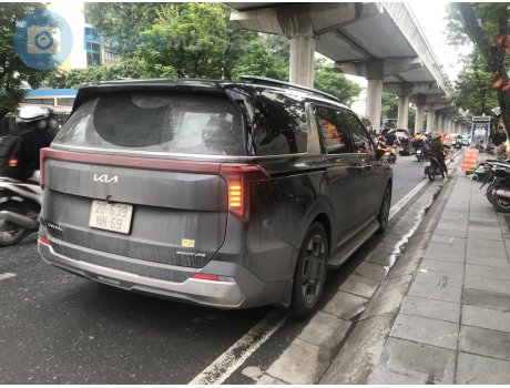 20-639-NN-69, Kia Carnival