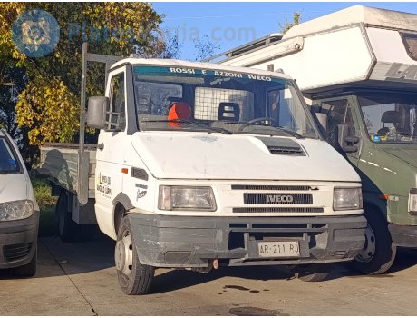 AR 211 RJ, Iveco Daily