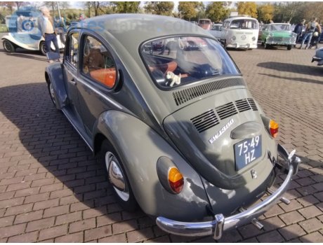 75-49-HZ, Volkswagen Beetle