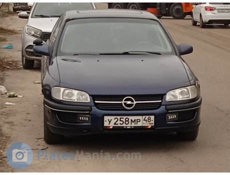 у258мр48, Opel Omega
