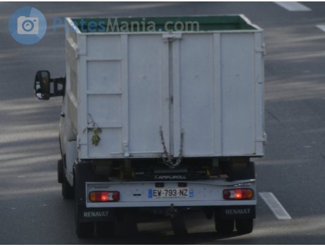 EW-793-NZ, Renault Master