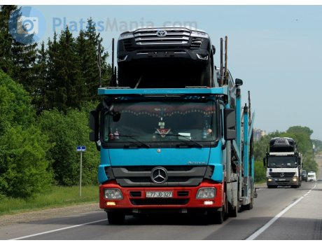77 JD 327, Mercedes-Benz Actros
