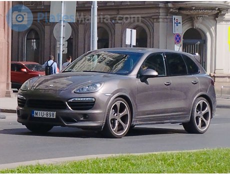 MIU-898, Porsche Cayenne