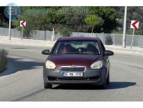 15 MA 1719, Hyundai Verna