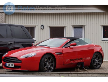 B AM 990, Aston Martin Vantage