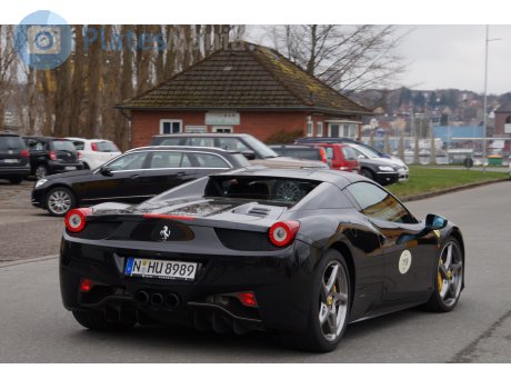 N HU 8989, Ferrari 458