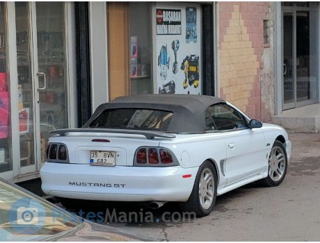 35 BVN 682, Ford Mustang