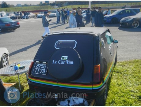 9756 TY 79, Renault 5