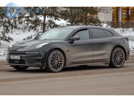 555 YYY 15, Zeekr 001