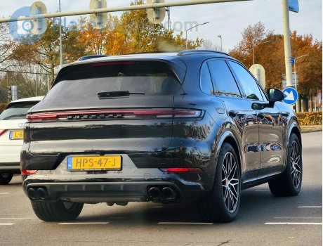 HPS-47-J, Porsche Cayenne