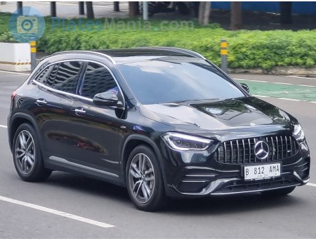 B 812 AMA, Mercedes-Benz GLA-Klasse