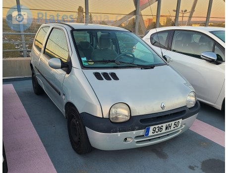 936 WH 50, Renault Twingo
