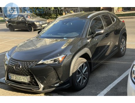 AT 2020 YE, Lexus UX
