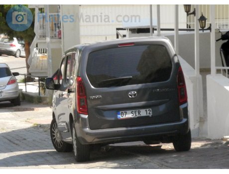 07 SER 12, Toyota ProAce City