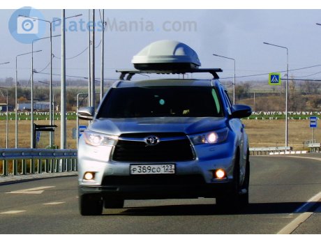 р389со123, Toyota Highlander