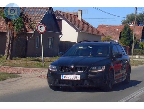 W 78008 P, Skoda Octavia