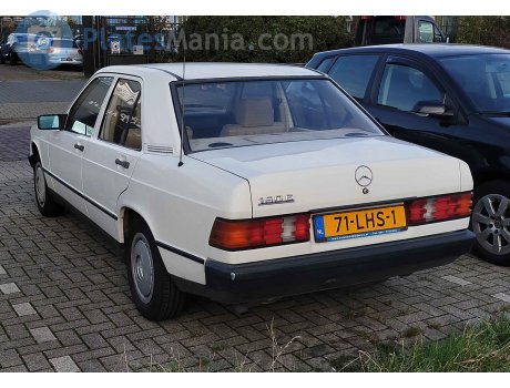 71-LHS-1, Mercedes-Benz C-Klasse