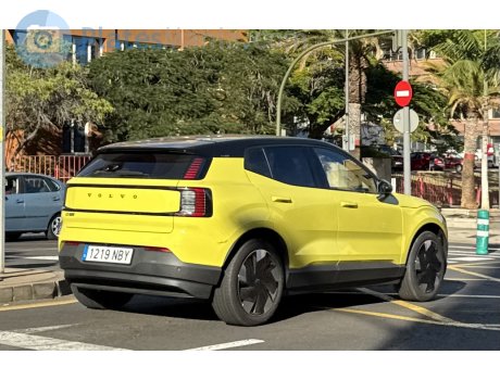 1219 NBY, Volvo EX30