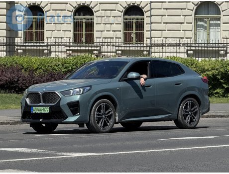 AO AA-007, BMW X2