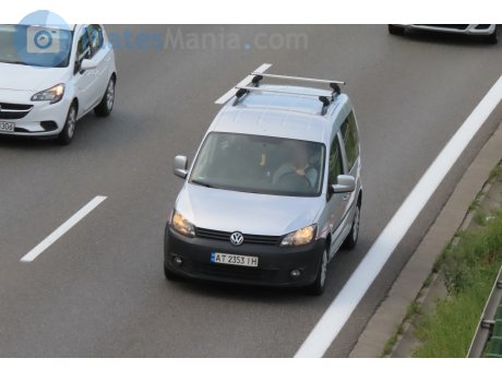 AT 2353 IH, Volkswagen Caddy