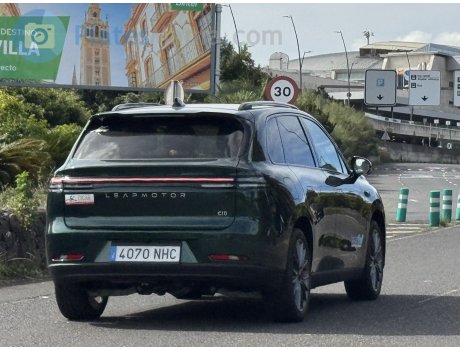 4070 NHC, Leapmotor C10