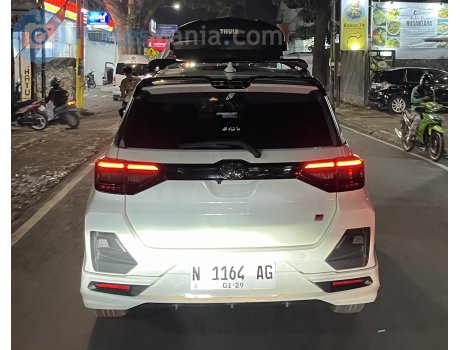 N 1164 AG, Toyota Raize